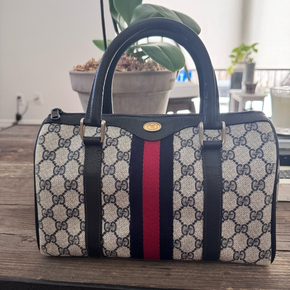 Gucci Doctors Boston Bag  "Accessory Collection" Navy Blue Monogram Canvas - Picture 14 of 16
